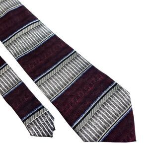 Courage Silk Tie‎ Maroon Red Gray Handsewn